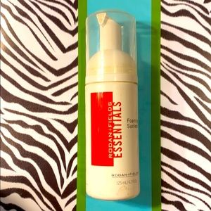 Rodan +Fields foaming sunless tan